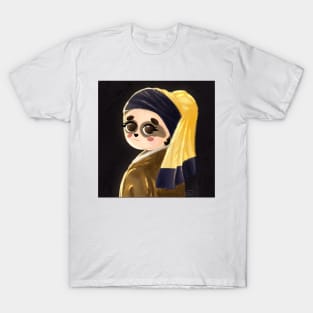 sloth with pearl earing T-Shirt